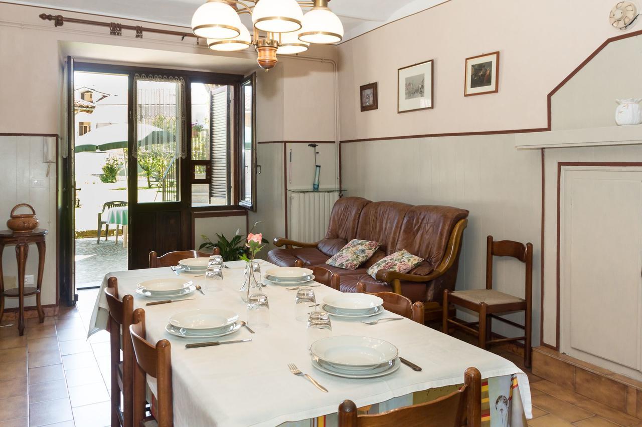 Casa Del Grande Vecchio Bed & Breakfast Airasca Bagian luar foto