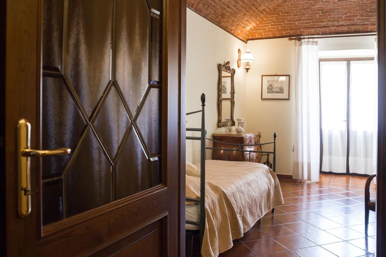 Casa Del Grande Vecchio Bed & Breakfast Airasca Bagian luar foto