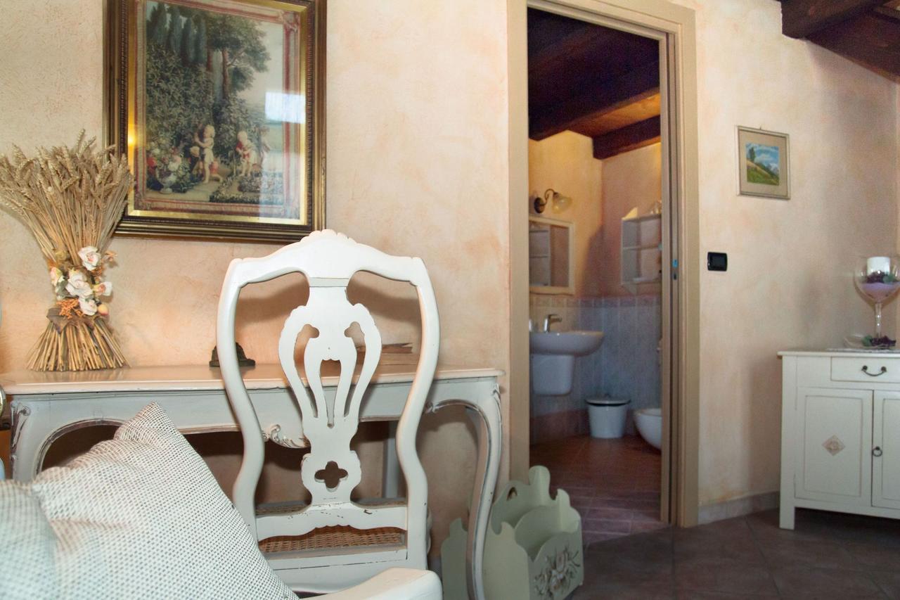Casa Del Grande Vecchio Bed & Breakfast Airasca Bagian luar foto