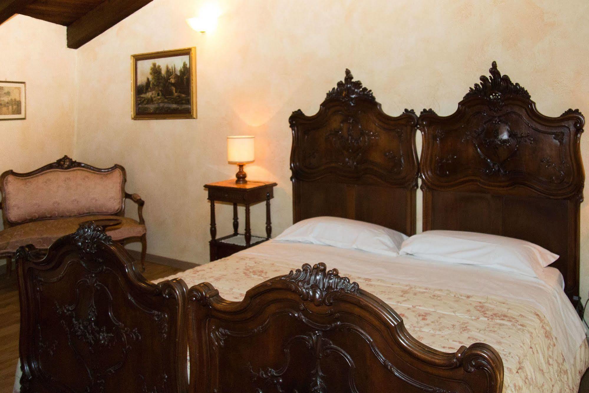 Casa Del Grande Vecchio Bed & Breakfast Airasca Bagian luar foto