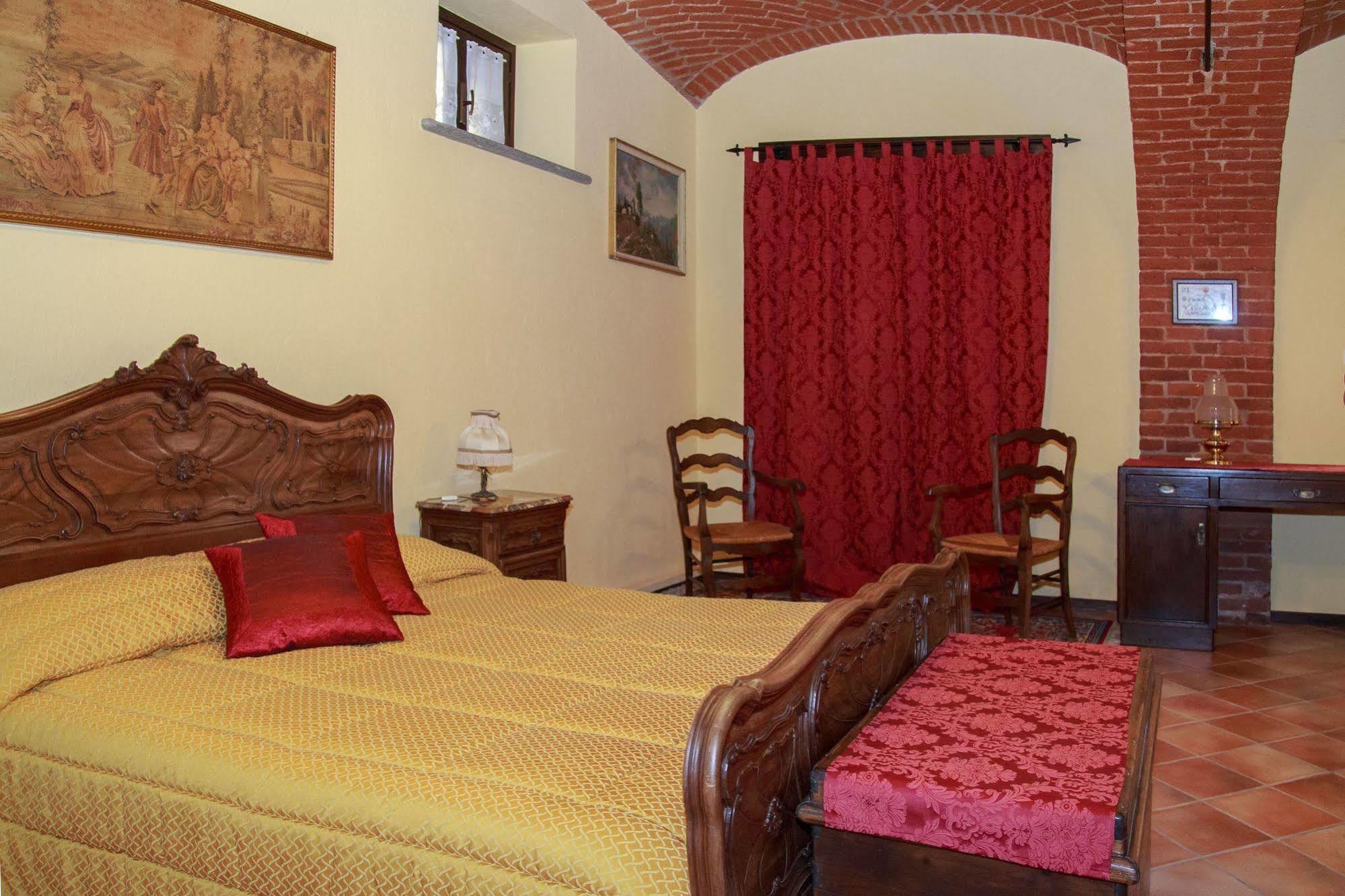 Casa Del Grande Vecchio Bed & Breakfast Airasca Bagian luar foto
